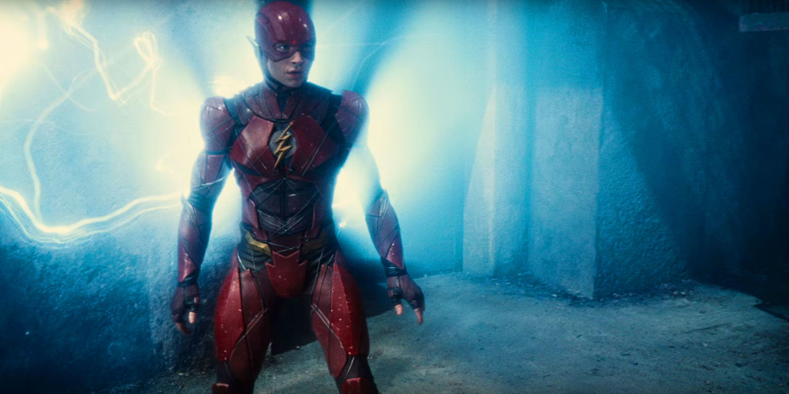 gallery-1469528374-the-flash-in-the-justice-league-trailer